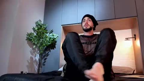 Katto online show from 10/03/25, 03:58