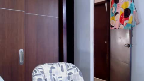 Snapshot of _kerryleen chatting on 12/21/24, 09:15 Dani online show from 12/21/24, 09:15