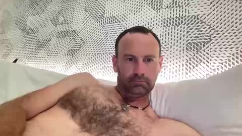 Snapshot of _kiwi_cock chatting on 01/11/25, 12:12 Kiwi online show from 01/11/25, 12:12