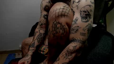 Layne online show from 10/11/25, 09:52