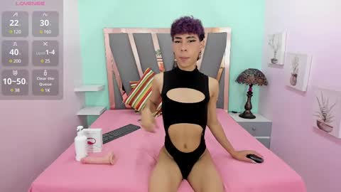 Snapshot of _lemmon_ chatting on 02/18/25, 07:41 L E M M O N online show from 02/18/25, 07:41