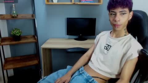 Snapshot of _lemmon_ chatting on 02/20/25, 09:42 L E M M O N online show from 02/20/25, 09:42