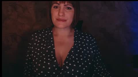 Letty online show from 10/31/25, 10:33