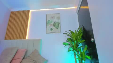 Lexie  online show from 09/30/25, 08:58