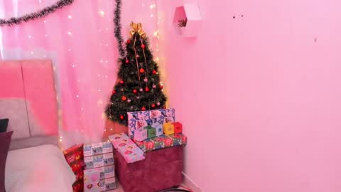 Ivy 3 online show from 12/14/24, 12:55