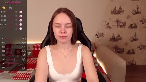 Snapshot of _little_sunshine_ chatting on 01/09/25, 04:41 My name is lina Lush is activePrivate is Open online show from 01/09/25, 04:41