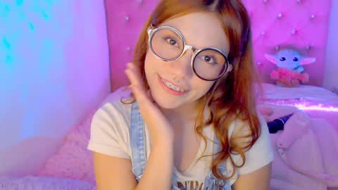 Snapshot of _lloou_ chatting on 12/09/24, 02:02 Sofia 3 online show from 12/09/24, 02:02