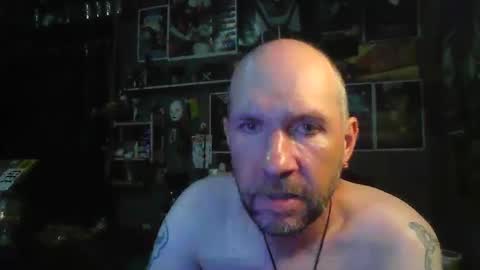 Snapshot of _longfellow chatting on 10/09/25, 07:34 That guy online show from 10/09/25, 07:34