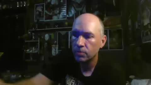 Snapshot of _longfellow chatting on 10/18/25, 03:09 That guy online show from 10/18/25, 03:09