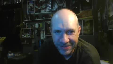 Snapshot of _longfellow chatting on 10/22/25, 02:34 That guy online show from 10/22/25, 02:34