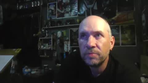 Snapshot of _longfellow chatting on 10/25/25, 04:53 That guy online show from 10/25/25, 04:53