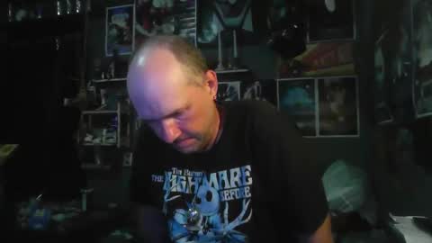 Snapshot of _longfellow chatting on 10/29/25, 05:58 That guy online show from 10/29/25, 05:58