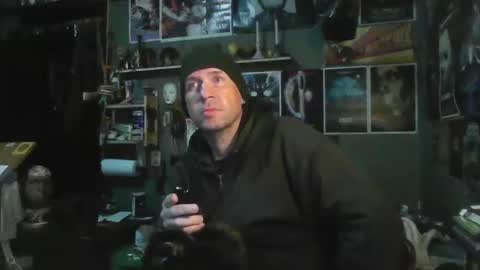 Snapshot of _longfellow chatting on 11/11/25, 02:33 That guy online show from 11/11/25, 02:33