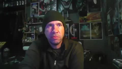 Snapshot of _longfellow chatting on 11/11/25, 07:58 That guy online show from 11/11/25, 07:58