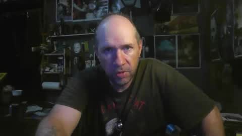 Snapshot of _longfellow chatting on 11/14/25, 06:06 That guy online show from 11/14/25, 06:06