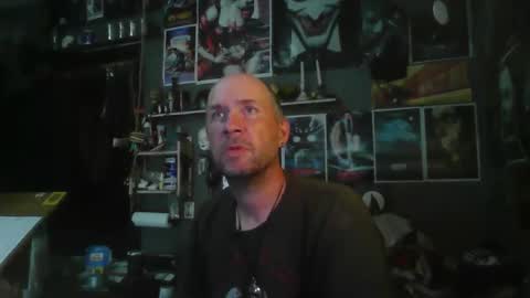 Snapshot of _longfellow chatting on 11/16/25, 08:25 That guy online show from 11/16/25, 08:25