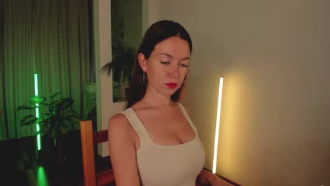 Snapshot of _lovely_lady chatting on 10/01/25, 11:38 Alice online show from 10/01/25, 11:38
