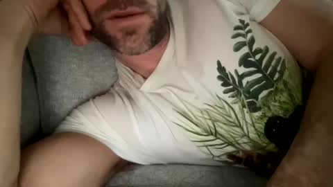 Snapshot of _lululeo_ chatting on 02/08/25, 09:15 _lululeo_ online show from 02/08/25, 09:15