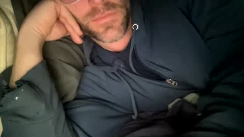 Snapshot of _lululeo_ chatting on 03/11/25, 12:33 _lululeo_ online show from 03/11/25, 12:33