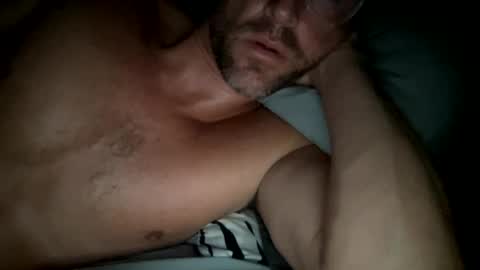 Snapshot of _lululeo_ chatting on 09/10/25, 04:01 _lululeo_ online show from 09/10/25, 04:01