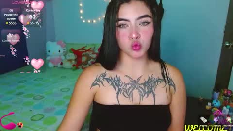 luna torres online show from 03/04/25, 04:17