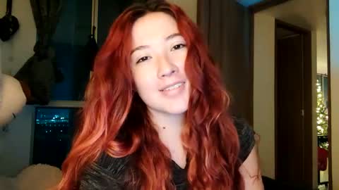 Snapshot of _lunaa__ chatting on 12/03/24, 01:19 _lunaa__ online show from 12/03/24, 01:19