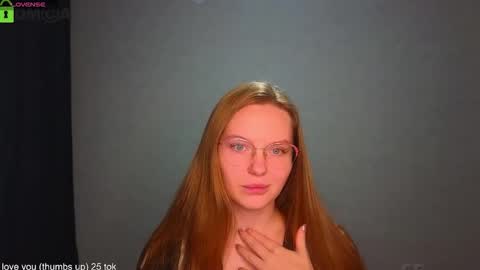 Snapshot of _lysafeta_ chatting on 09/29/25, 06:24 Welcome guys Pleasure to see you all here My name is Lysafeta and MichaelaTip menu is active Private is open online show from 09/29/25, 06:24