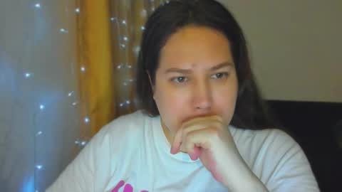 Snapshot of _madalexa_ chatting on 11/12/25, 04:51 Alexa online show from 11/12/25, 04:51