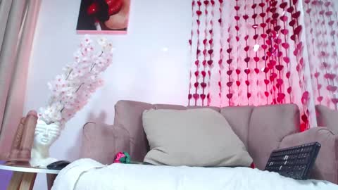 Snapshot of _marcela__ chatting on 02/20/25, 07:08 _marcela__ online show from 02/20/25, 07:08