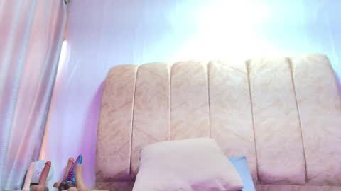 Snapshot of _marcela__ chatting on 10/03/25, 01:41 _marcela__ online show from 10/03/25, 01:41