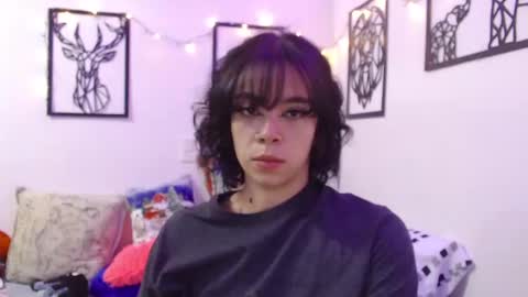 Snapshot of _marcela_wi chatting on 12/11/24, 01:05 Marce  online show from 12/11/24, 01:05