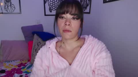 Snapshot of _marcela_wi chatting on 02/27/25, 10:09 Marce  online show from 02/27/25, 10:09