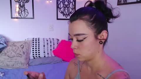 Snapshot of _marcela_wi chatting on 03/09/25, 10:41 Marce  online show from 03/09/25, 10:41