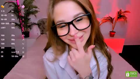 Eva  online show from 10/07/25, 12:08