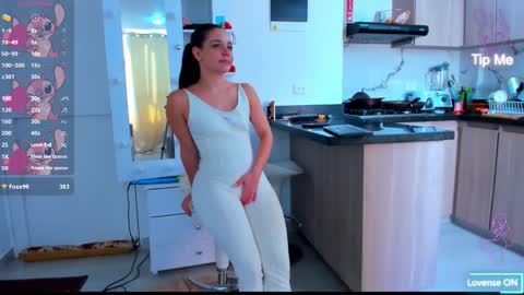 Maria Angel online show from 09/25/25, 08:12