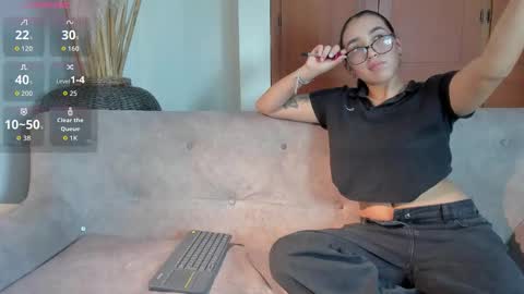 Maria online show from 09/26/25, 02:37