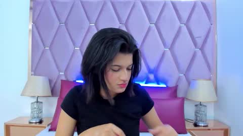 Nahayo  online show from 11/13/25, 12:04