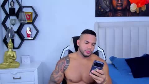 _matthew_santos_ online show from 11/12/25, 11:36