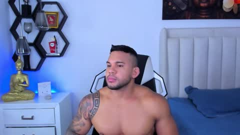 _matthew_santos_ online show from 11/15/25, 04:21