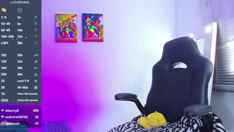 Juli online show from 01/28/25, 01:59