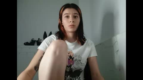 Mia-foster online show from 01/28/25, 12:15