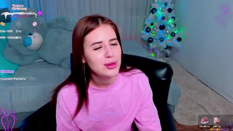 Snapshot of _mila__aa chatting on 01/08/25, 09:01 Milana online show from 01/08/25, 09:01