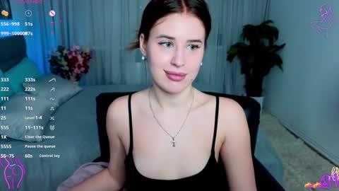 Snapshot of _mila__aa chatting on 01/28/25, 09:40 Milana online show from 01/28/25, 09:40
