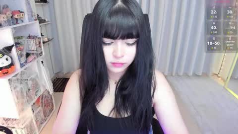 Hanna  Idependent Model   online show from 10/11/25, 06:01