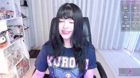 Hanna  Idependent Model   online show from 10/18/25, 05:32