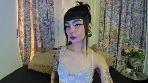 mizuki  online show from 01/10/25, 03:06