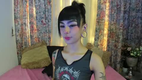 mizuki  online show from 01/17/25, 05:51