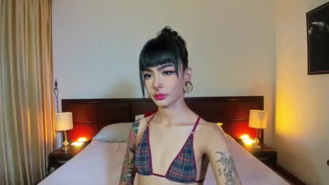 mizuki  online show from 01/29/25, 03:15