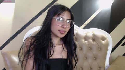 Molly online show from 01/25/25, 10:18