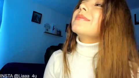Snapshot of _monserat_ chatting on 02/11/25, 02:35 liaaa 4u online show from 02/11/25, 02:35